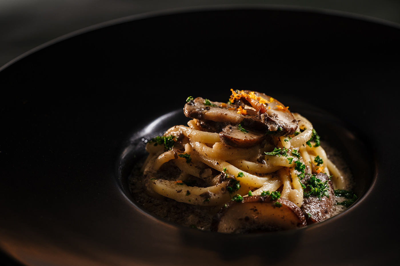 Mushrooms and white miso soy-cream pasta01